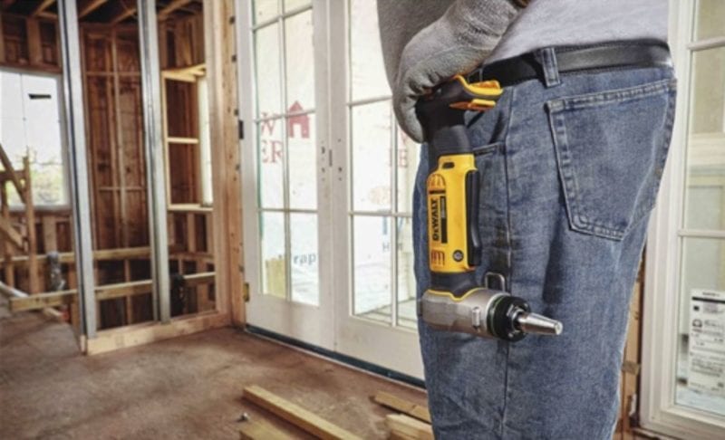 DeWalt DCE400 cordless 20V PEX expander