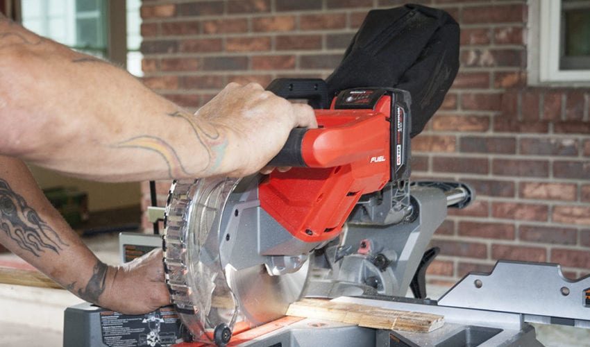 Milwaukee M18 Fuel 7-1/4" Miter Saw