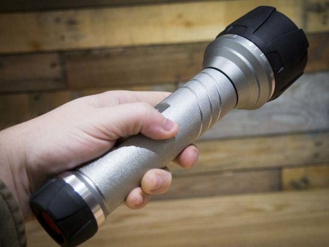Husky 700-Lumen Aluminum Flashlight Review