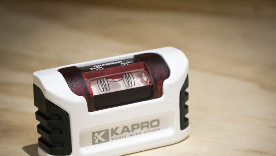 Kapro Pocket Level Review: 946 Smarty Optivision Red