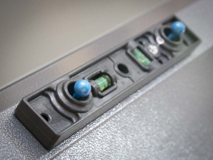 StudPop Level: A Better Stud Finder?