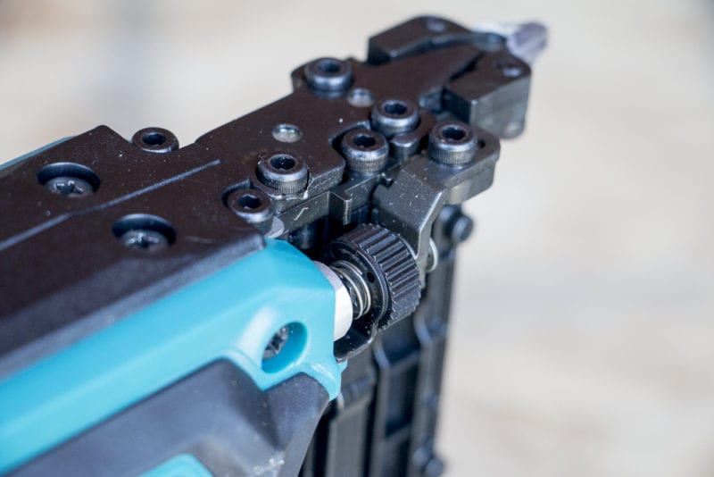 tool-free adjustable depth of fire