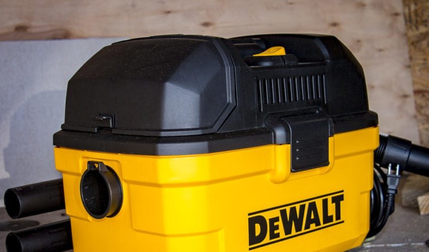 DeWalt 4-Gallon Wet/Dry Vac