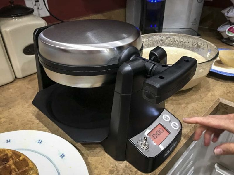 Gourmia waffle maker