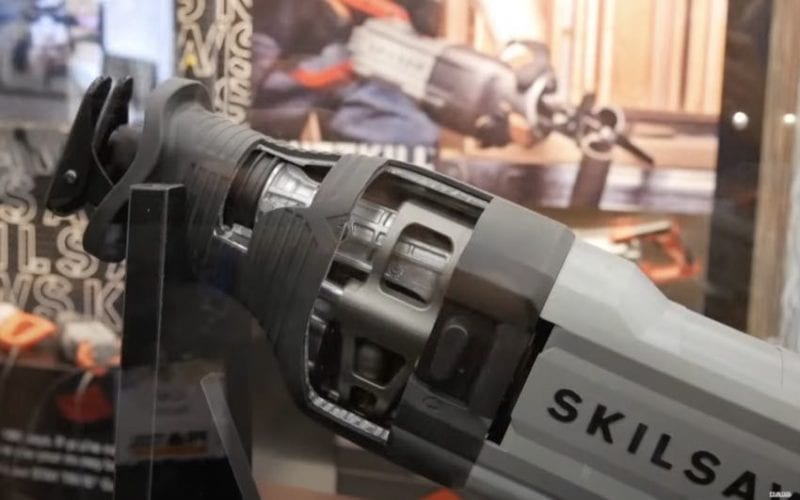 Skilsaw Buzzkill technology recip saw
