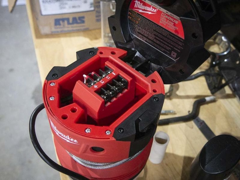 Milwaukee Radius LED terminal block