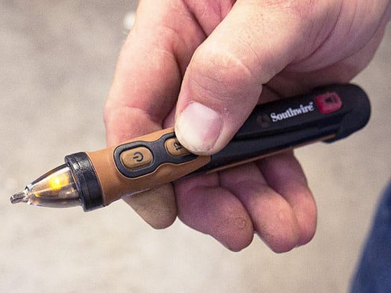 Southwire Dual Range Non-Contact Voltage Tester
