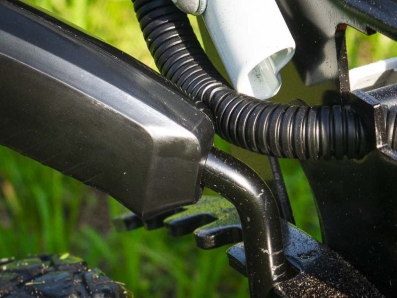 deck height adjustment pinch points