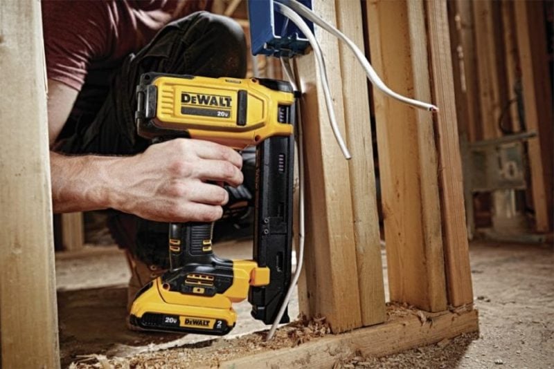 DeWalt DCN701 20V cordless cable stapler