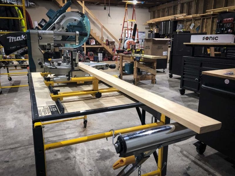 Metaltech Scaffoldbench Miter Saw cutting