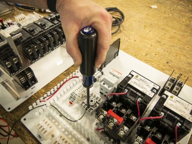 Ideal Extendable Screwdriver wire