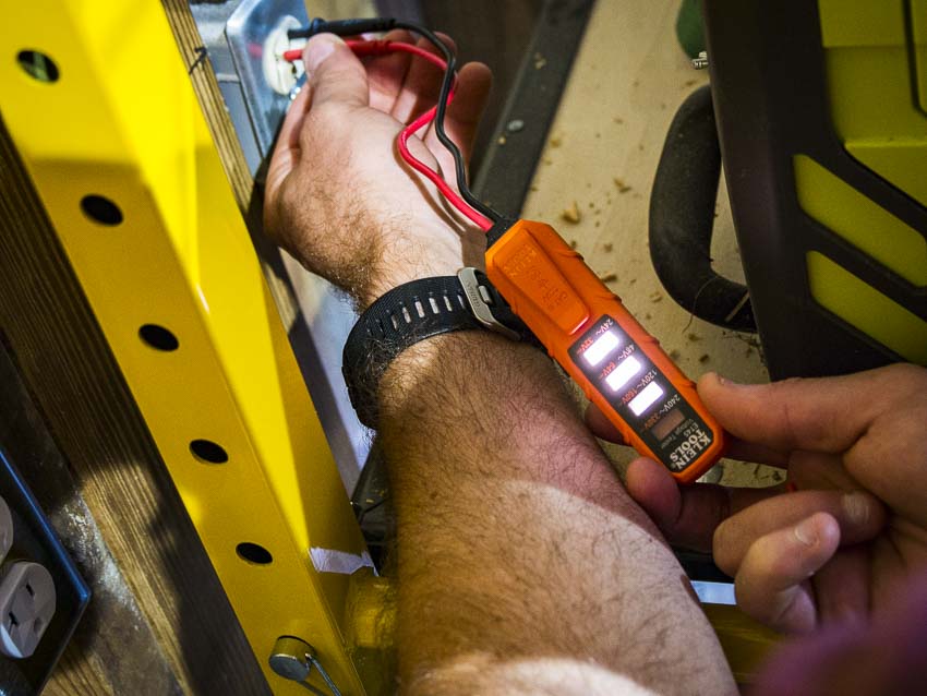 Klein ET45 Voltage Tester