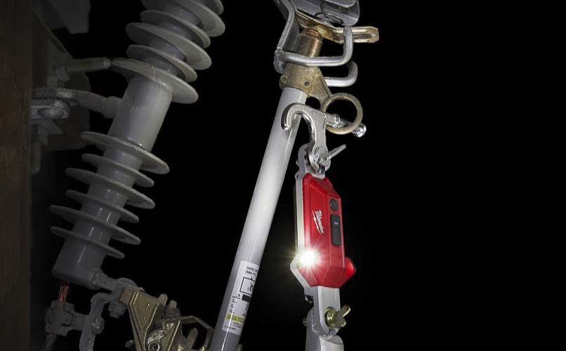 Milwaukee USB Rechargeable Hot Stick Light