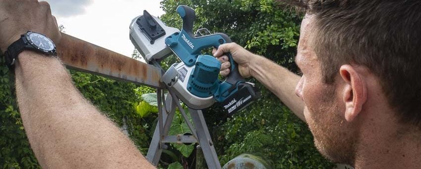 Makita 18V compact band saw demo