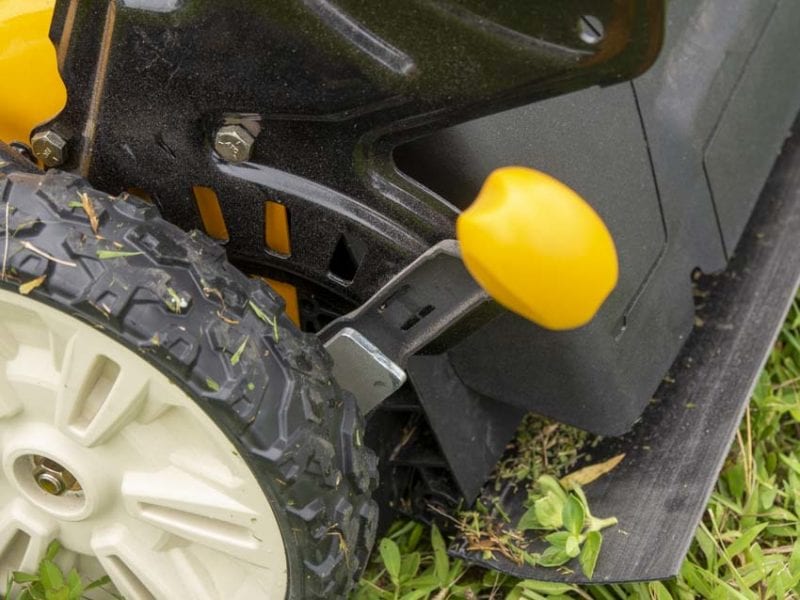 Cub Cadet Walk-Behind Mower SC 900 Review - Single-point height adjustment