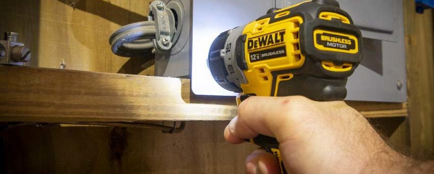 DeWalt 12V Brushless Screwdriver No-Impact Fastener Setting
