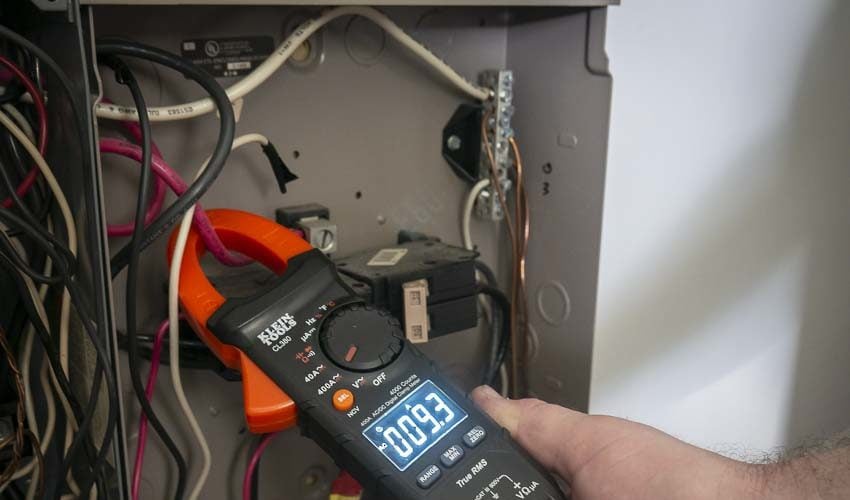 Klein CL380 clamp meter hard jaws