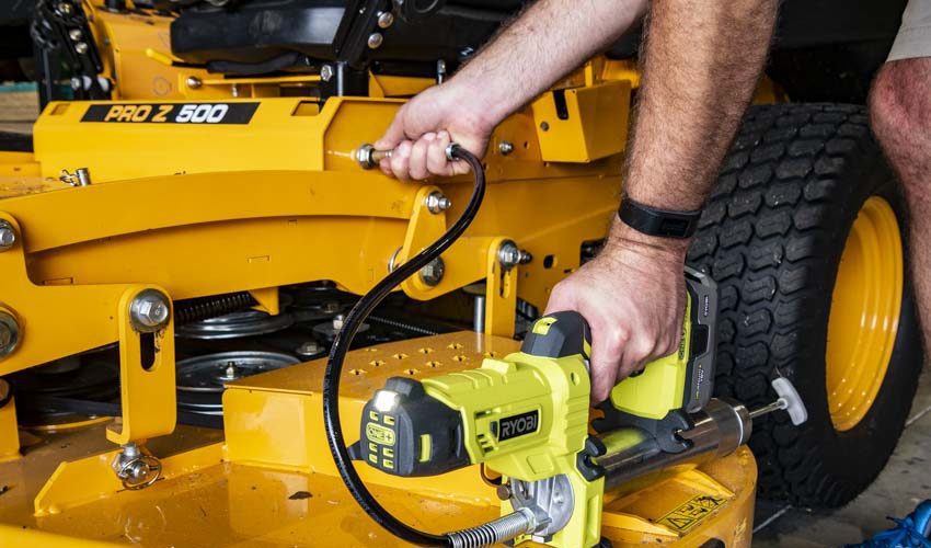 Ryobi Cordless Grease Gun P3410