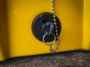 Dewalt 65-quart small drain plug