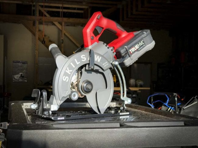 Skilsaw Cordless Worm Drive Circular Saw