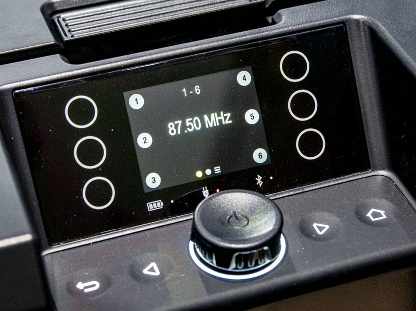 DeWalt DWST17510 LCD screen controls