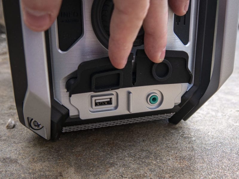 Makita XRM09B Cordless Bluetooth Job Site Radio