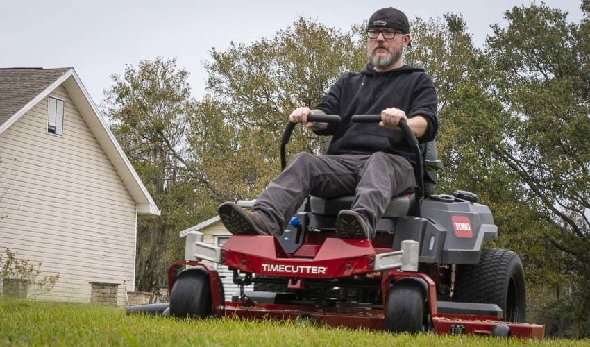 Toro TimeCutter 60-inch Zero Turn Mower