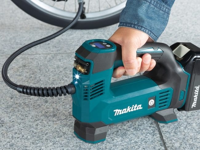 Makita DMP180 Cordless Inflator