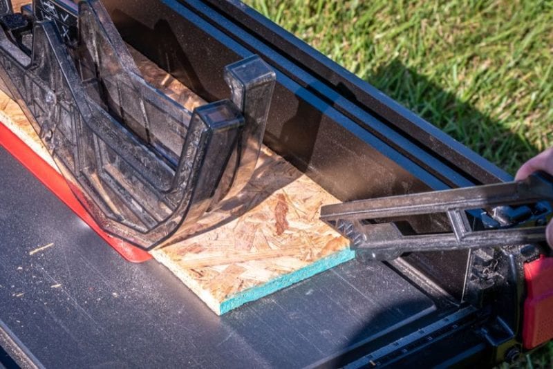 table saw safety using a push stick