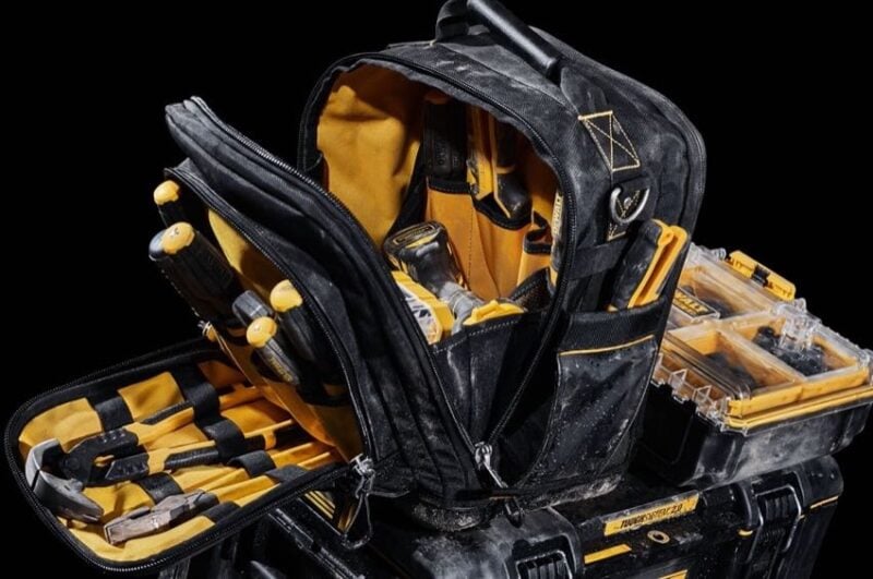 DeWalt DWST08025 compact tool bag
