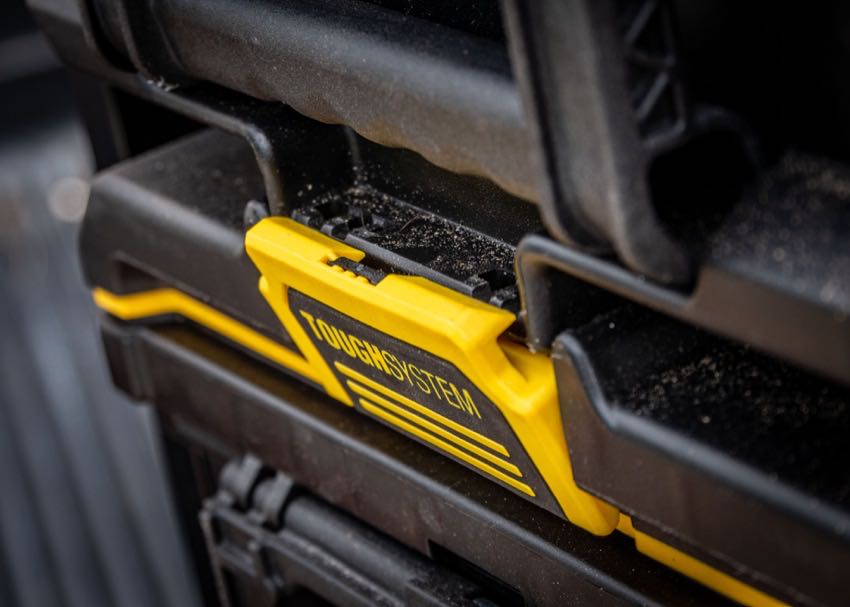 DeWalt ToughSystem 2.0