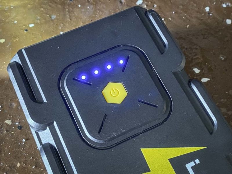 Loftek portable jump starter battery gauge