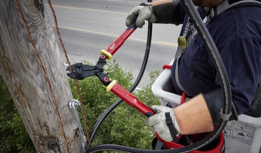 Milwaukee Fiberglass Bolt Cutters