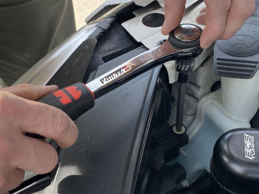 Allen socket adjusting headlight height