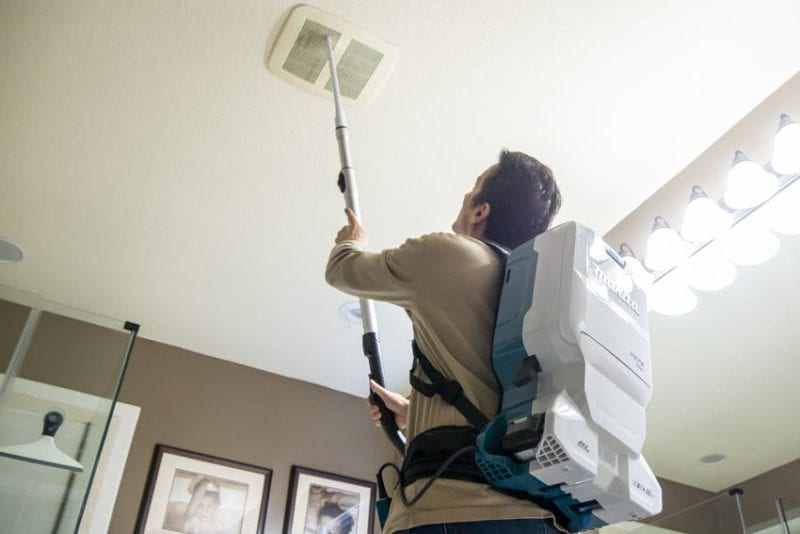 Makita XCV17 Cordless HEPA Backpack Vacuum Telescoping Wand