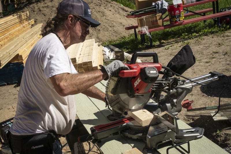 Skil MS6305-00 10-in sliding miter saw