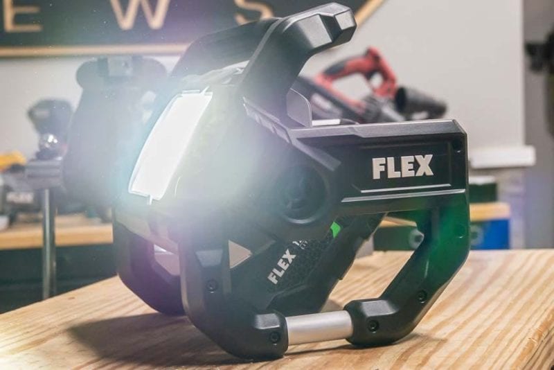 2000-Lumen Flood Light