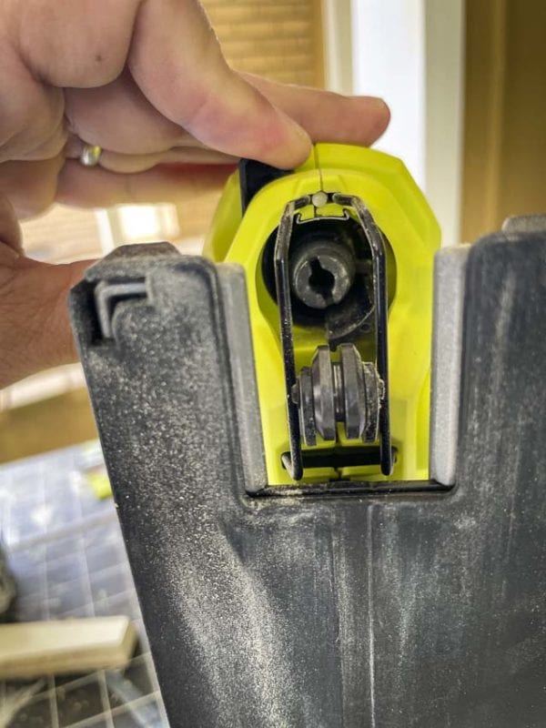 Ryobi PBLJS01 blade change