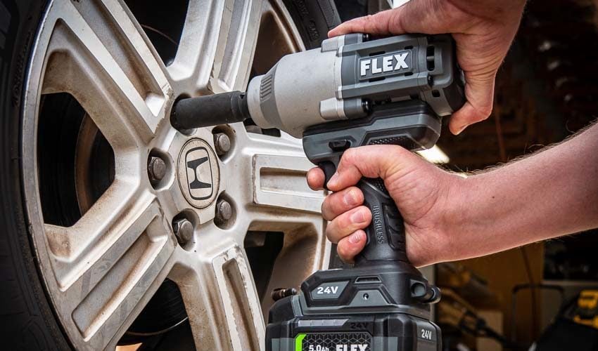 FLEX 24V Impact wrench