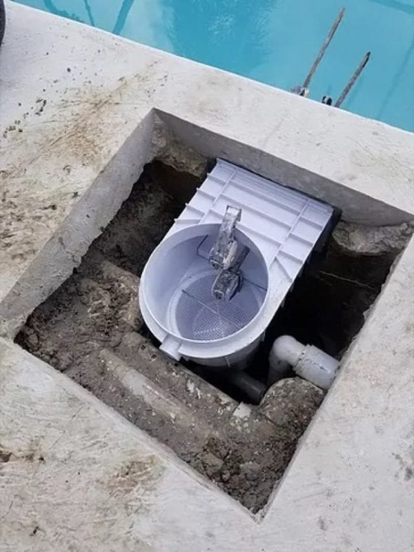 hole cut for skimmer repair