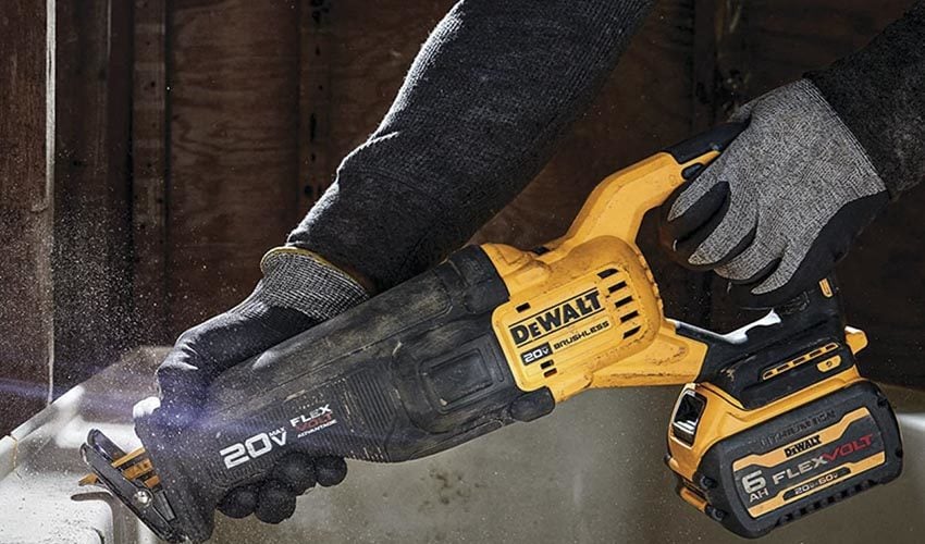 DeWalt FlexVolt Advantage Reciprocating Saw DCS386