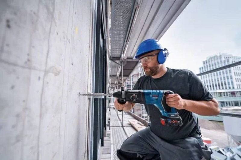 Bosch GBH18V-28DC Rotary Hammer with Dust Collector