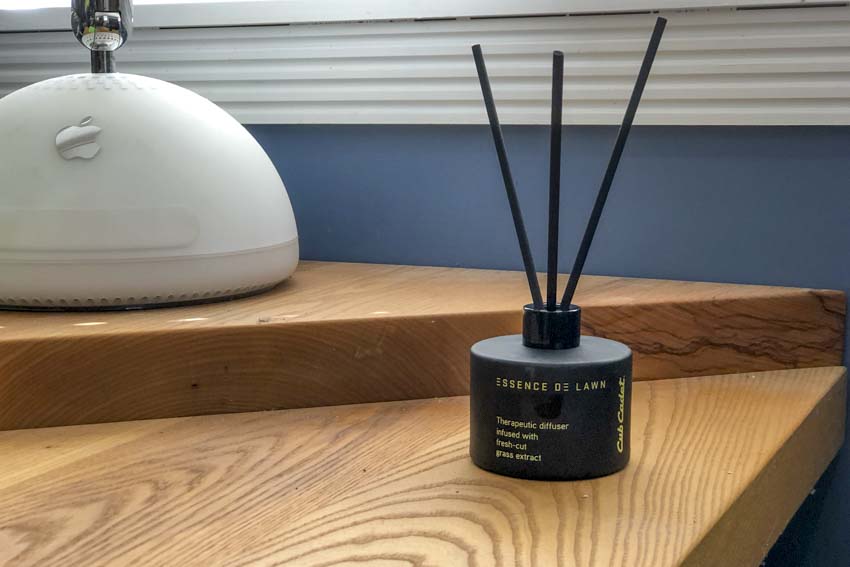 Cub Cadet Essence De Lawn Diffuser