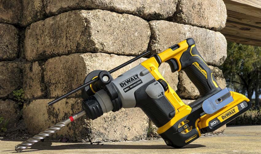 DeWalt 20V Max Atomic Rotary Hammer DCH172