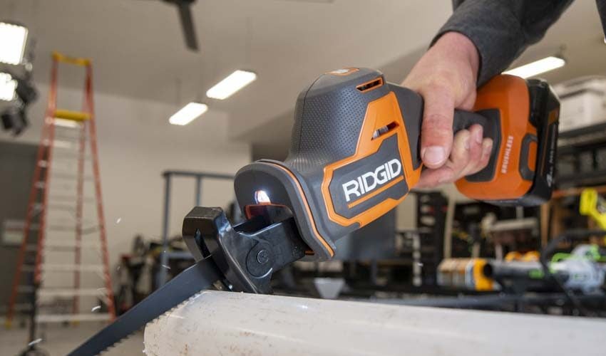 Ridgid 18V SubCompact One-Hand Reciprocating Saw Review