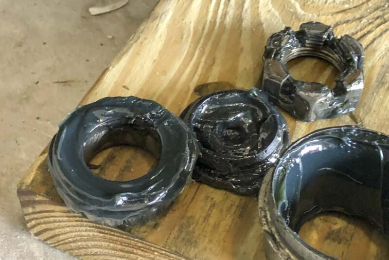 Remove the old bearings