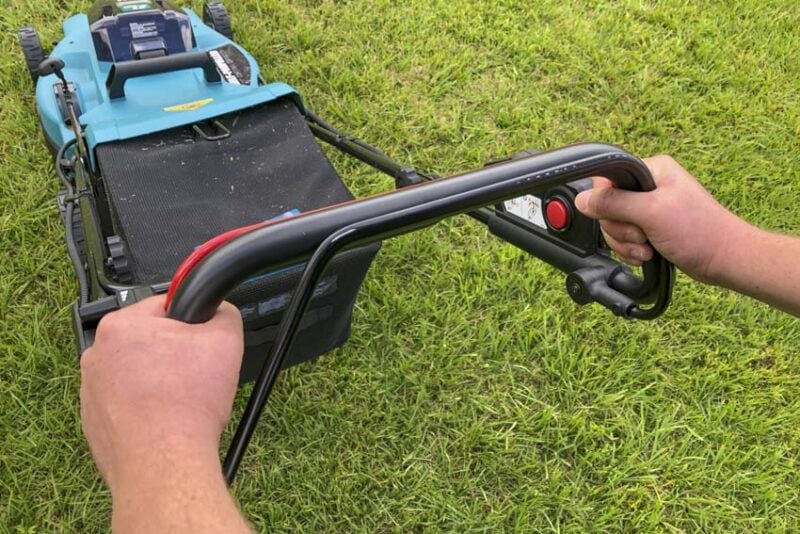 Makita 21-Inch Self-Propelled Lawn Mower Review XML11