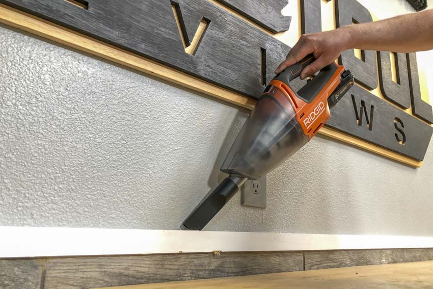 Ridgid 18V handheld vacuum