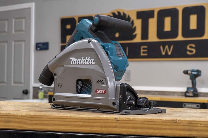 Makita 40V Max XGT Plunge Cut Track Saw