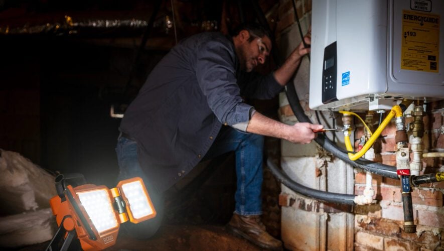 Ridgid 18V folding panel light